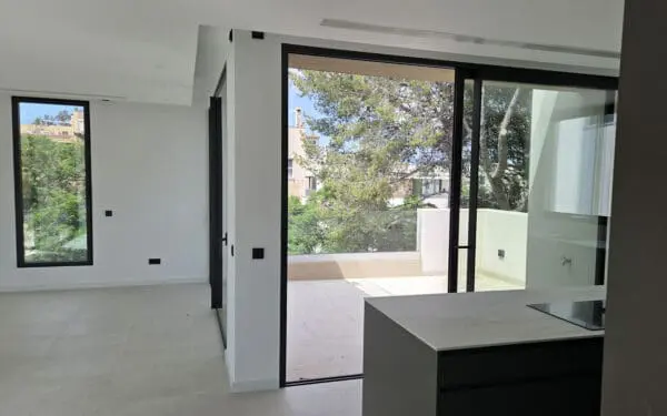 HOMEBASE 2 – Penthouse, Bellver Oaks (Palma) - Image 14