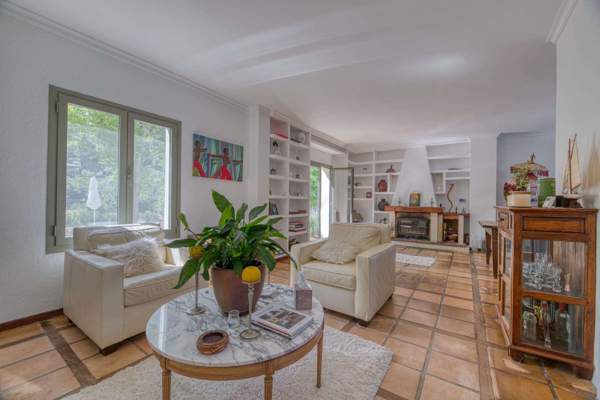 1760459051-41861f75-63ec-4ae1-a024-e38452b3c16c