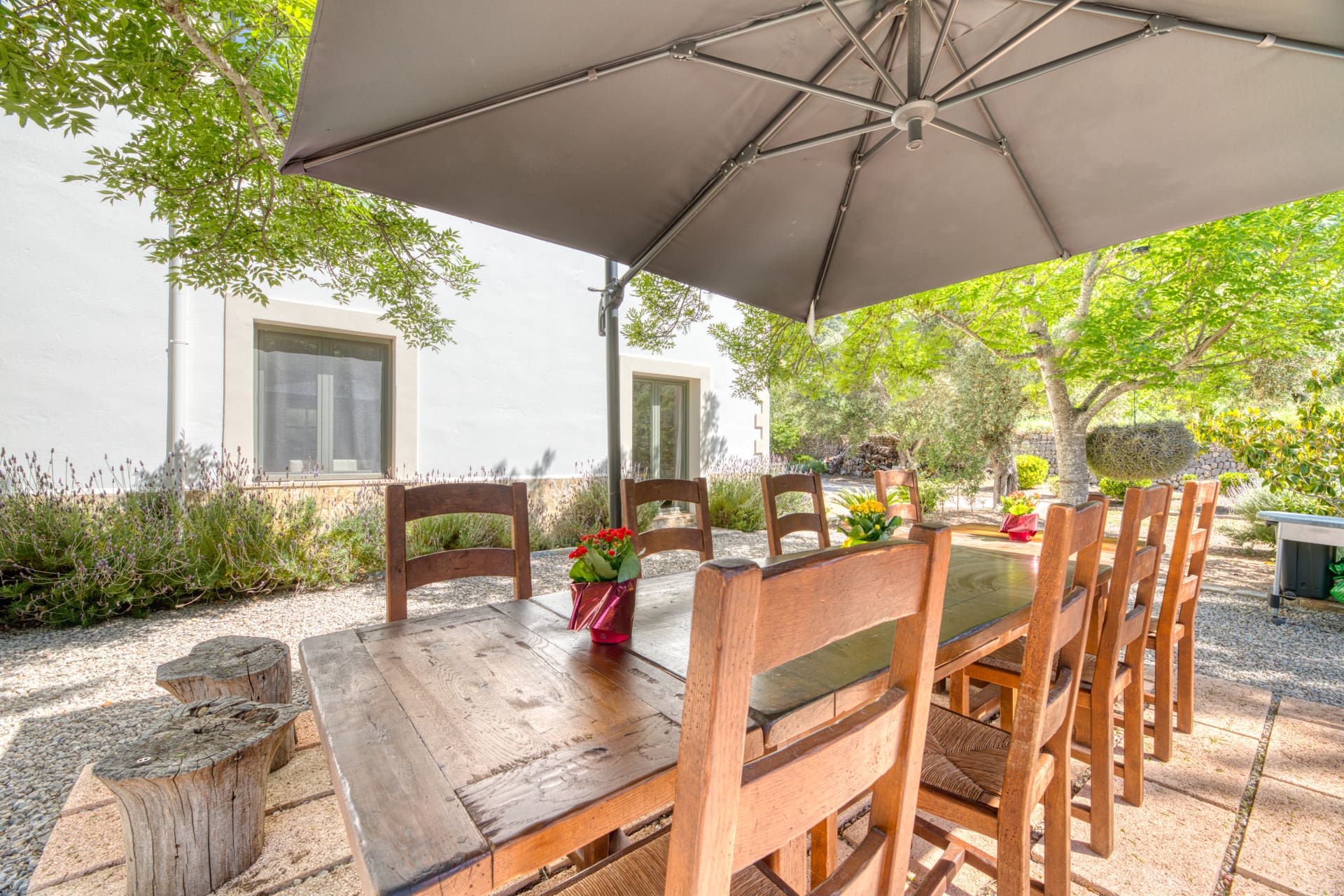 1760459084-343f2aeb-351d-4eaf-8dc7-317c0ac8403c